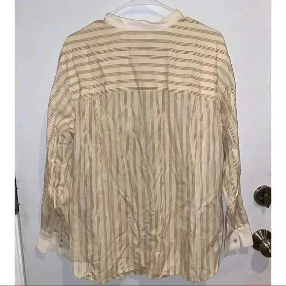 Emanuel Ungaro Button Up Top - Picture 4 of 5